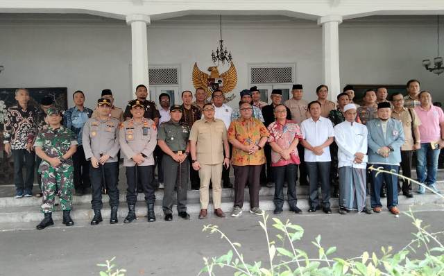 Pemda dan DPRD Kabupaten Sukabumi