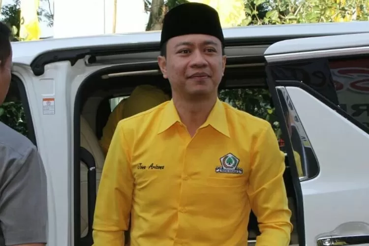 jona arizona Wakil Ketua DPRD Kota Sukabumi FArksi GOlkar