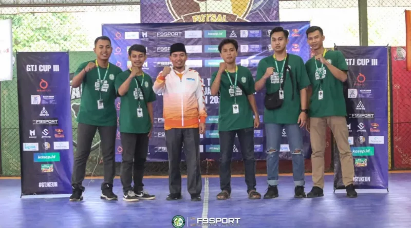 Wakil Ketua DPRD Kabupaten Sukabumi Muhammad Sodikin saat menghadiri turnamen open Futsal Jampang Cup 3.