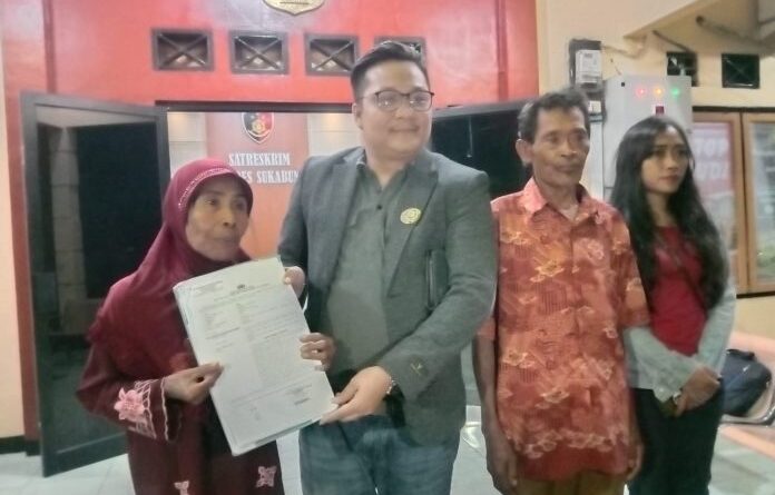 Bersama Kuasa Hukumnya Parman Buat Laporan Kepolisian Terkait Pengrusakan Rumah Dan Fitnah Dukun Santet Terhadap Dirinya