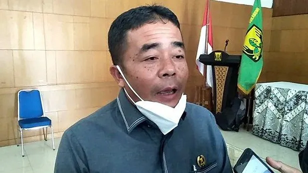 DPRD Minta Penjelasan DPMD, Perihal Gugatan Bacalon Kades Karangtengah Sukabumi