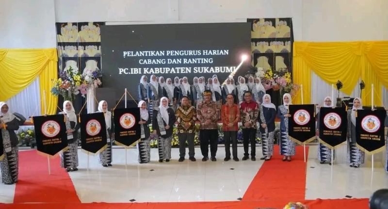 Ketua DPRD Dukung Penuh Kiprah Bidan, Dorong IBI Berperan Aktif Cegah Stunting