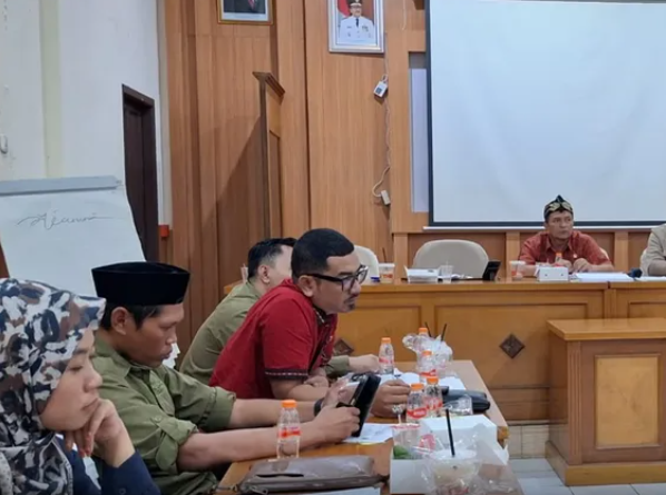 Uden Abdunnatsir Tekankan Pemkab Sukabumi Prioritaskan Anggaran Pro Rakyat di KUA-PPAS 2025