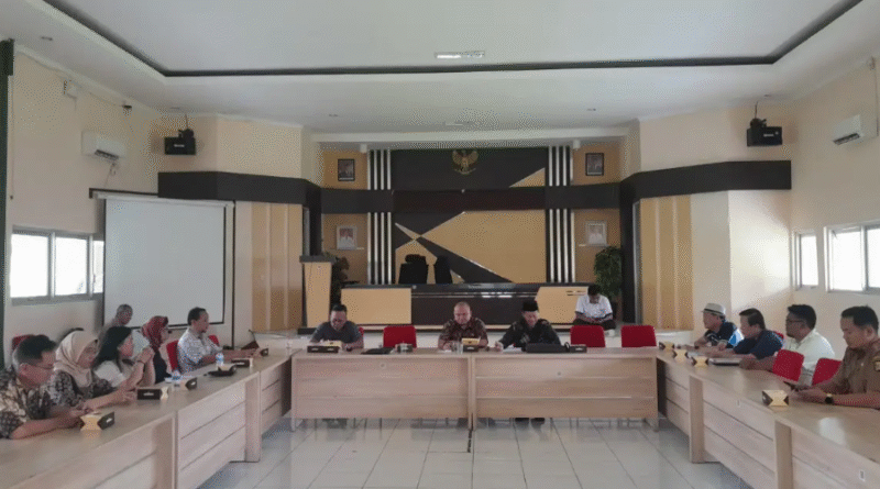 Komisi I DPRD Kabupaten Sukabumi Fasilitasi Audiensi Warga Terkait Persoalan Lahan di Kawasan CPE